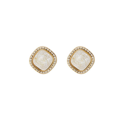Women's Simple White Shell Fragment Geometric Artistic Earrings
