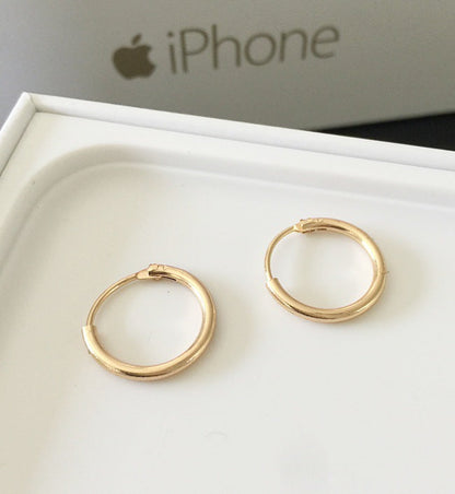 Models Round Creative Style Simple And Earrings