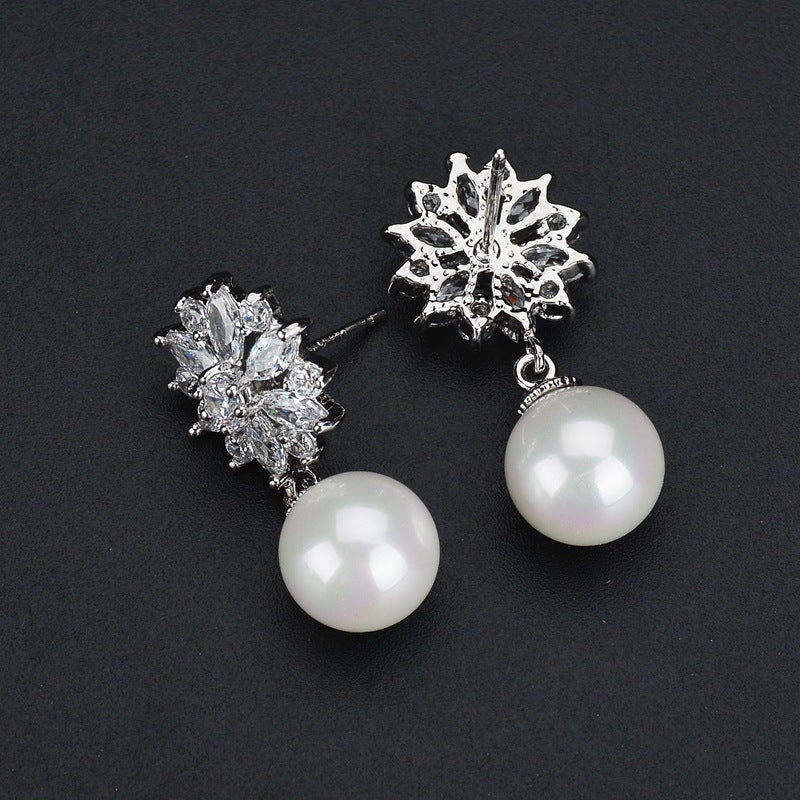 Women's Zircon Ear Clip Pearl Fashion Korean Earrings