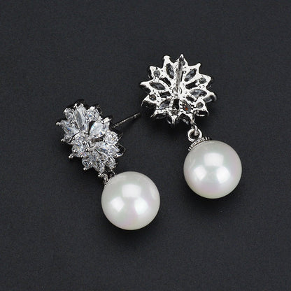 Women's Zircon Ear Clip Pearl Fashion Korean Earrings
