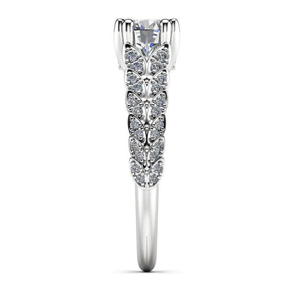 Graceful Pretty Elegant Ornament Engagement Zircon Rings