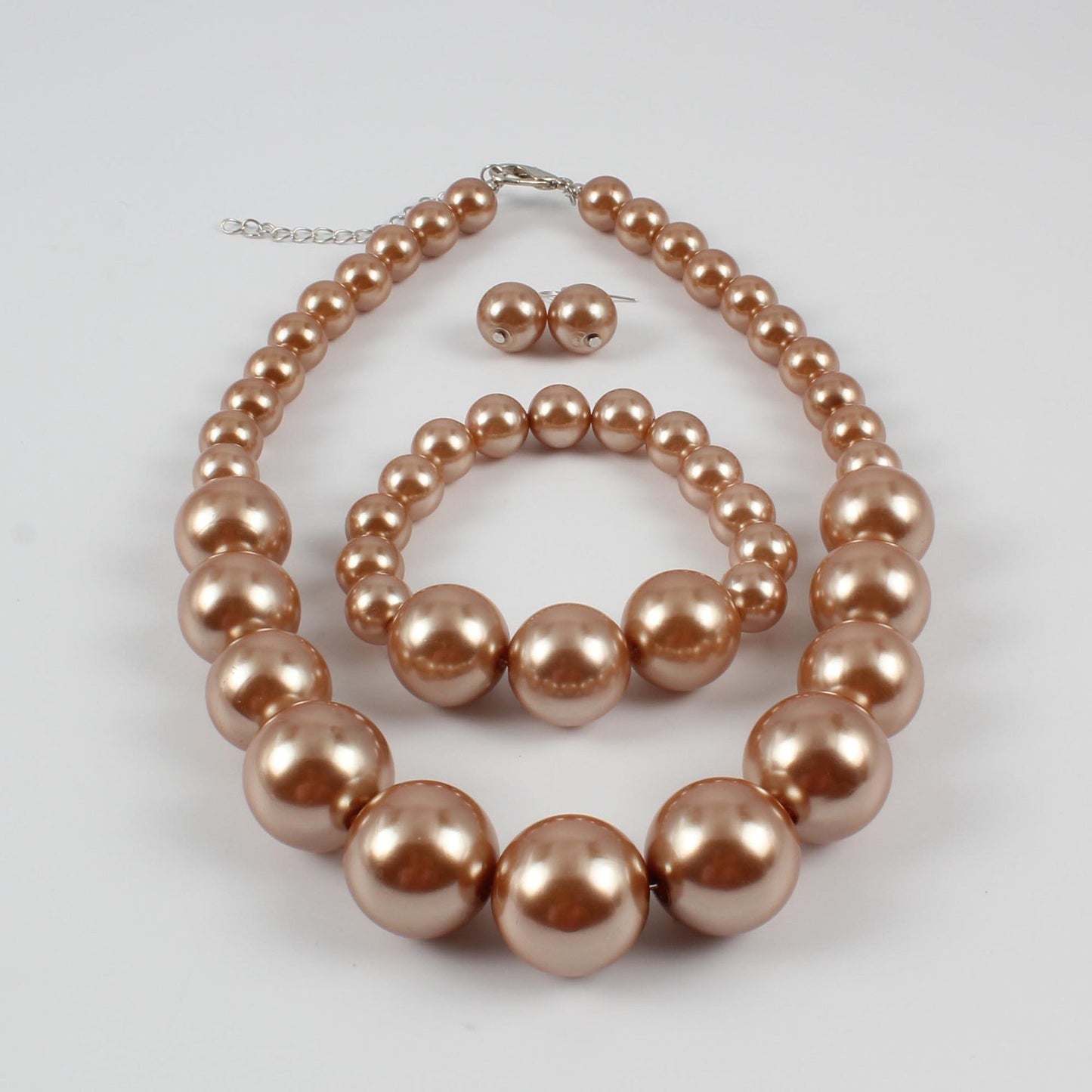 Fashion Pearl Simplicity And Exaggeration Imitation Necklaces
