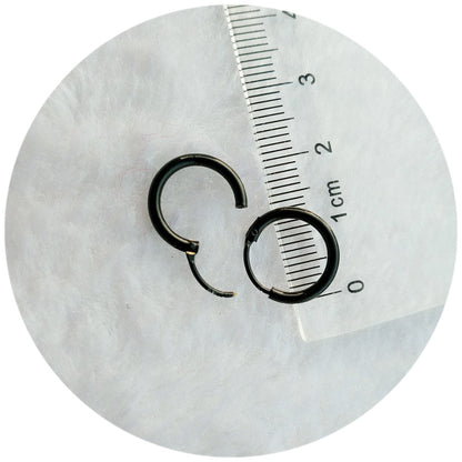 Versatile Personality White And Black Gold Earrings