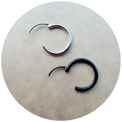 Versatile Personality White And Black Gold Earrings