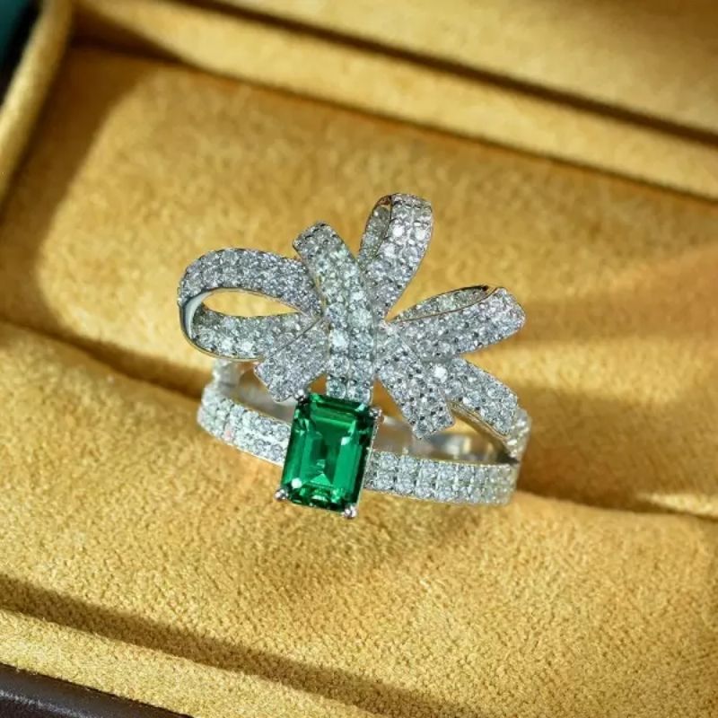 Vintage Bowknot Emerald Cocktail Ring-Miusejewelry