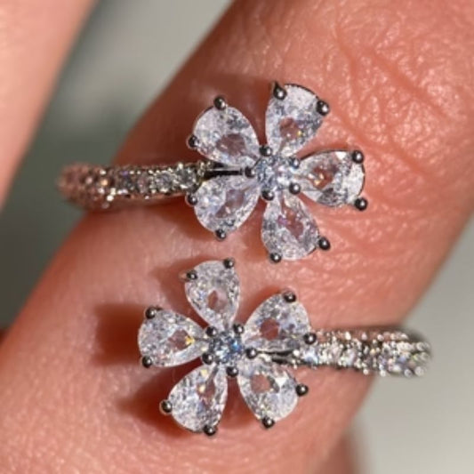 6Ct Pear Cut White Sapphire Sterling Silver Wedding Ring-Miusejewelry