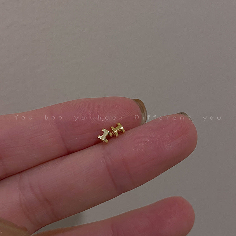 Women's Exquisite Small And Simple Before Sleep Rings