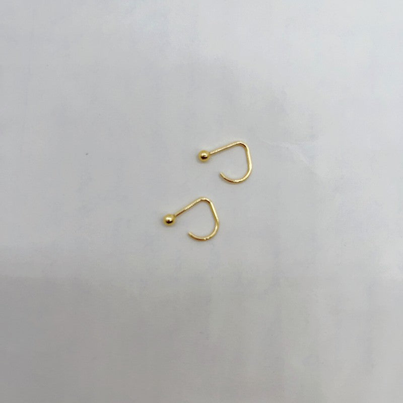 Women's Bean-shaped Niche Design Simple Light Luxury Earrings