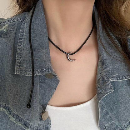 Black Rope Light Luxury Minority Clavicle Chain Necklaces
