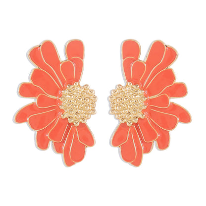 Vintage Alloy Flower Female Temperament Pattern Earrings