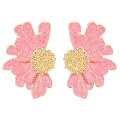 Vintage Alloy Flower Female Temperament Pattern Earrings