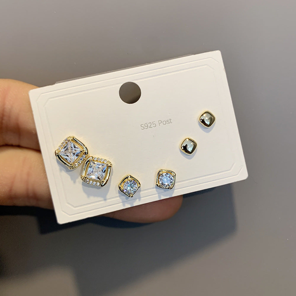 Popular Small Earings One Card Three Earrings