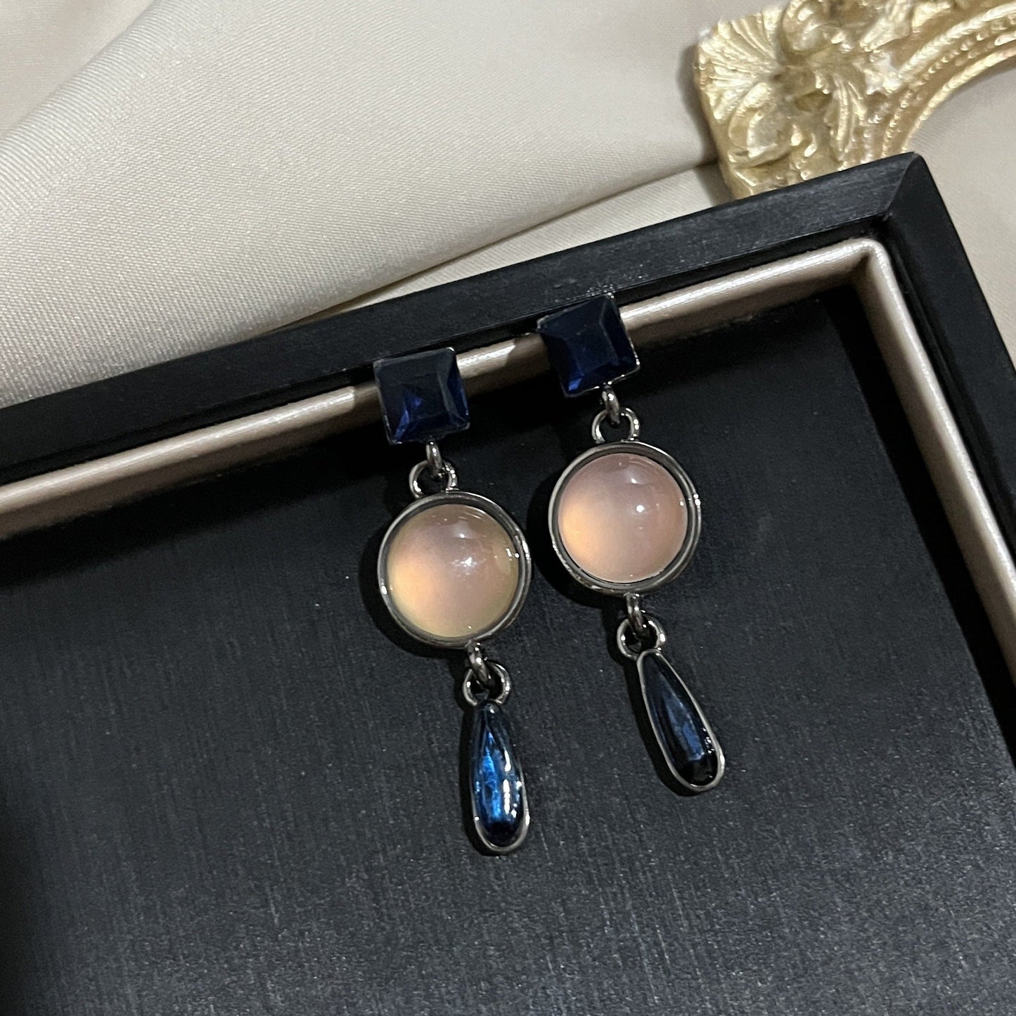 Needle French Opal Simple And Stylish Earrings