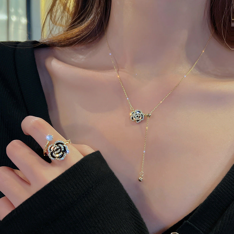 Female Clavicle Chain Special Interest Light Necklaces