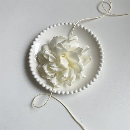 Women's Large Fashionable Flower Black Camellia Neck Necklaces