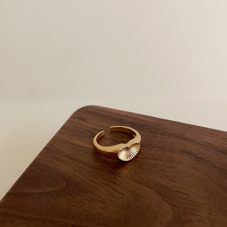Heart Female French Retro Minority Design Sense Rings