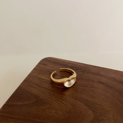 Heart Female French Retro Minority Design Sense Rings