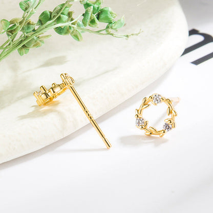 Women's Garland Ear Exquisite High-grade Sense Design Trendy Sleeping No Rings