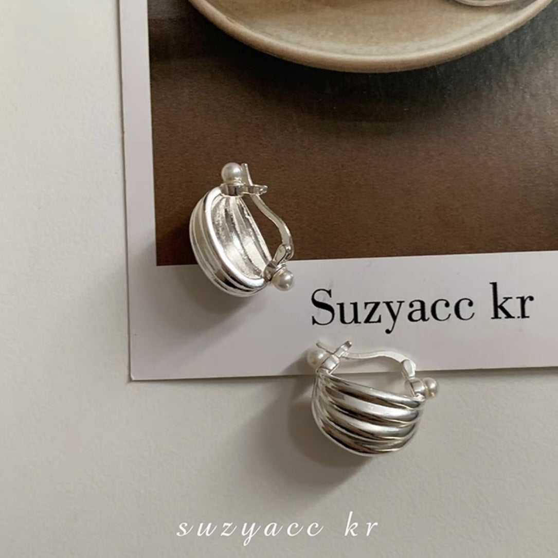 Niche Design Striped Pearl Female Personality Earrings