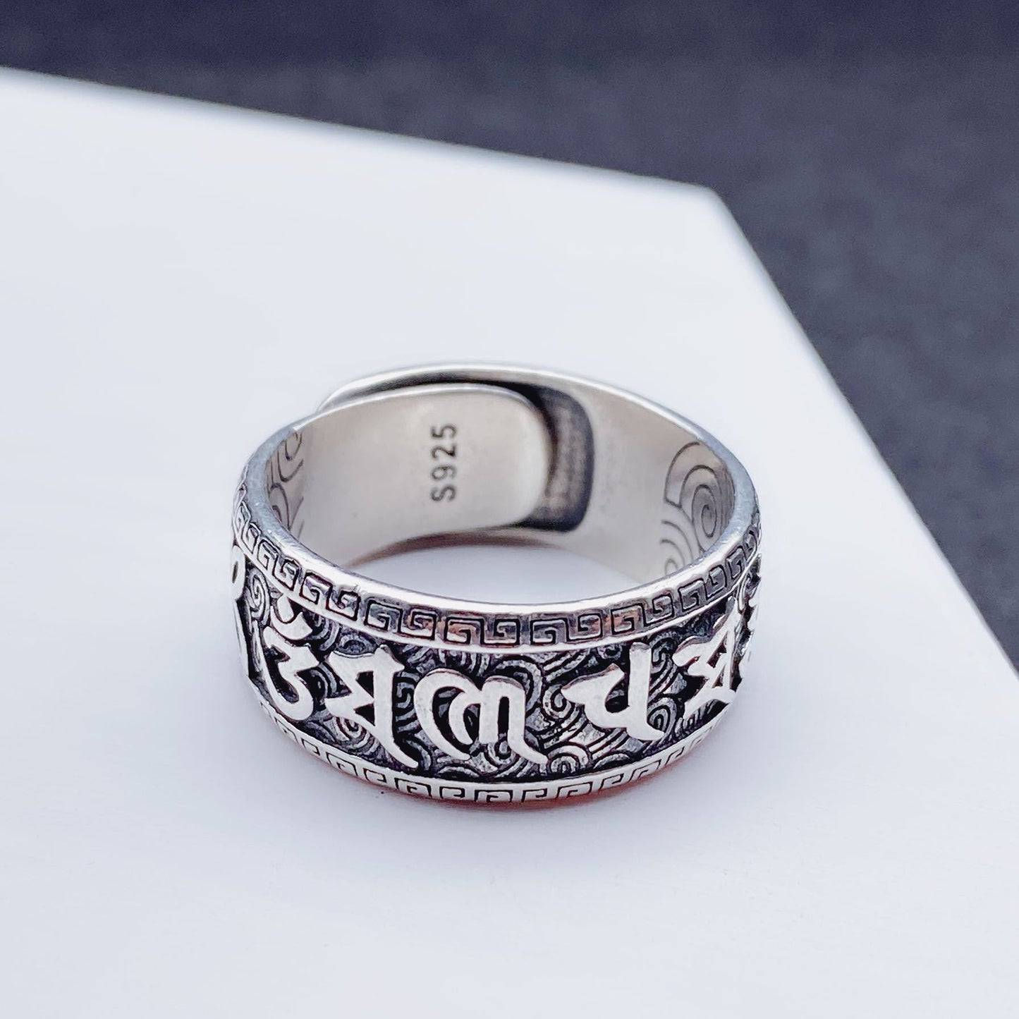 Women's & Men's & Thai Sier Personalized Hip Hop Hipster Domineering Rings