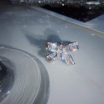 Fashion Personality Super Flash Bow Index Rings