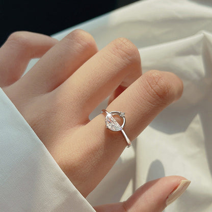 One Wang Female Niche Design Geometric Rings