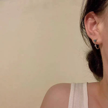 Women's Needle Shaped Simple Petite Temperamental Cold Earrings