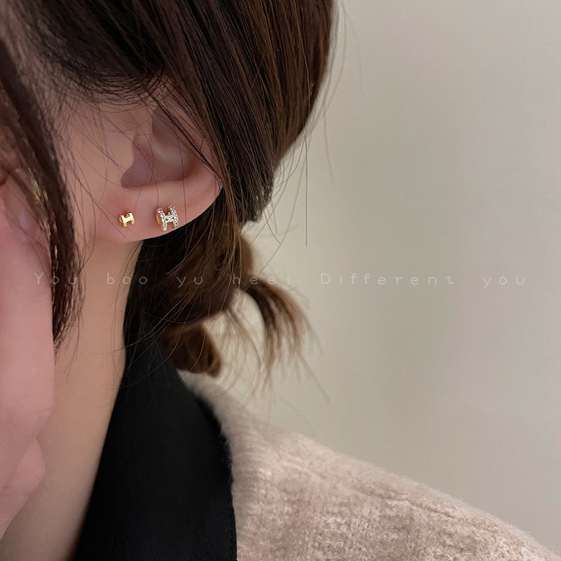 Women's Exquisite Small And Simple Before Sleep Rings