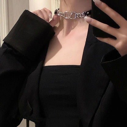 Woman Personality High Sense Elegant Metal V-shaped Necklaces