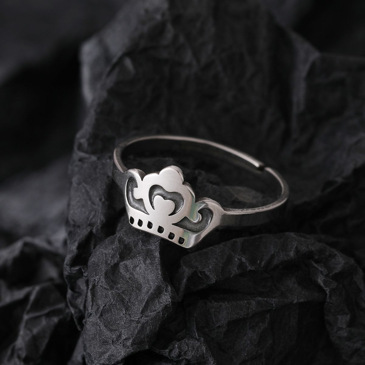 Cute Night Glow Ornament Fashion Geometric Stainless Steel Rings