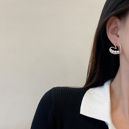 Unique Design Gap Love Heart Retro Style Exaggerated Earrings