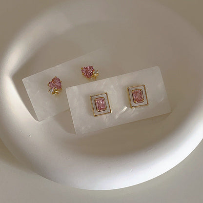 Sweet Pink Heart-shaped Zircon Female Niche Earrings