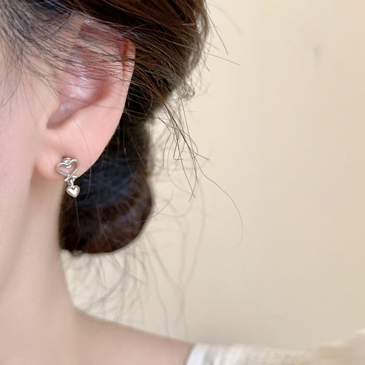 Needle Love Heart Female Short And Simple Earrings