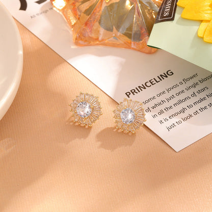 Women's Elegant Pearl High Sense Love Heart Earrings