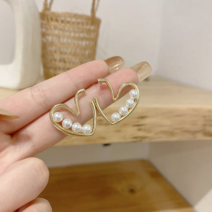 Unique Design Gap Love Heart Retro Style Exaggerated Earrings