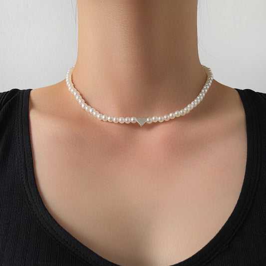 Simple And Short Pearl Heart Fashion Necklaces