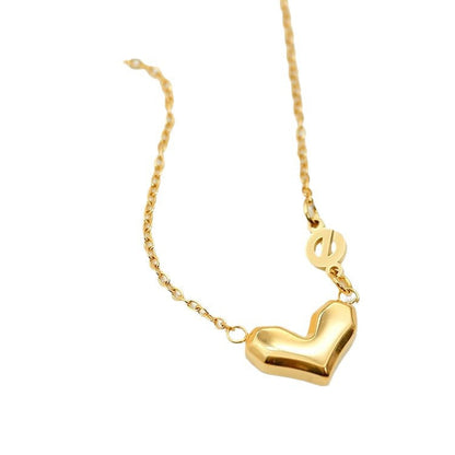 Wholeheartedly Female Geometric Three-dimensional Heart Clavicle Necklaces