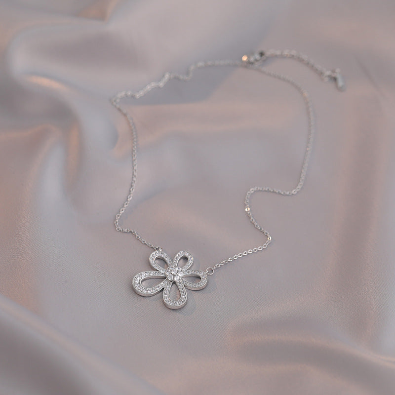 Women's Live Broadcast Sunflower Pork Belly Flap Full Rhinestone Zircon Necklaces