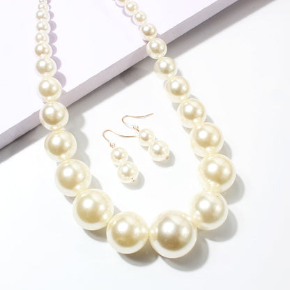 Exaggerated Simple Imitation Pearl Short Clavicle Necklaces