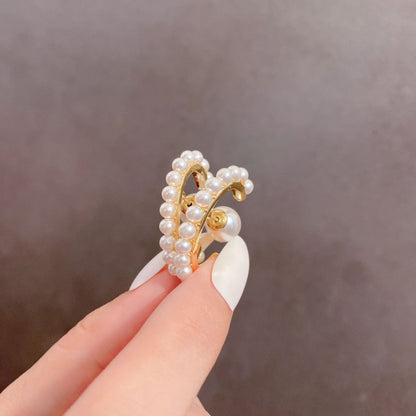 Female Simple Graceful Metal Quality Street Earrings