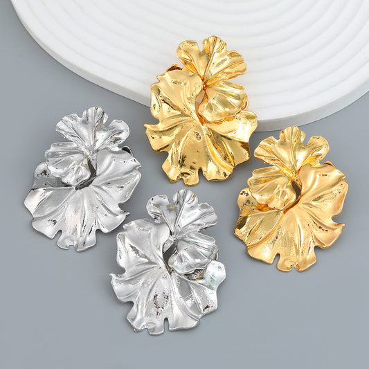 Alloy Flower Female Trend Exaggerated Metal Earrings