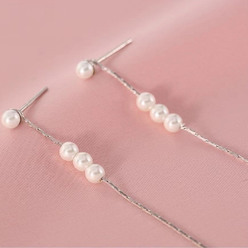 Women's Temperament French Style High-grade Ear Light Luxury Sweet Earrings