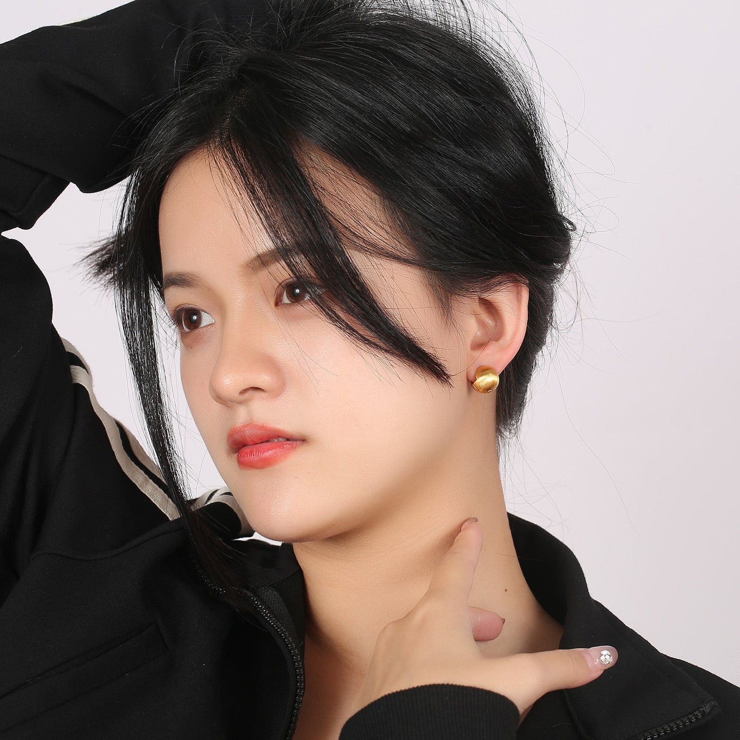 Women's Graceful Personality Brushed Ball Ear Clip Rings