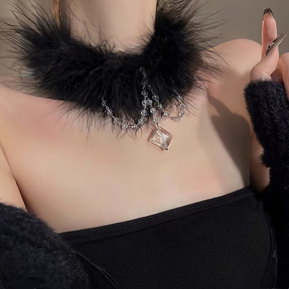 Women's Feather Niche Unique Design Sense Personality Necklaces