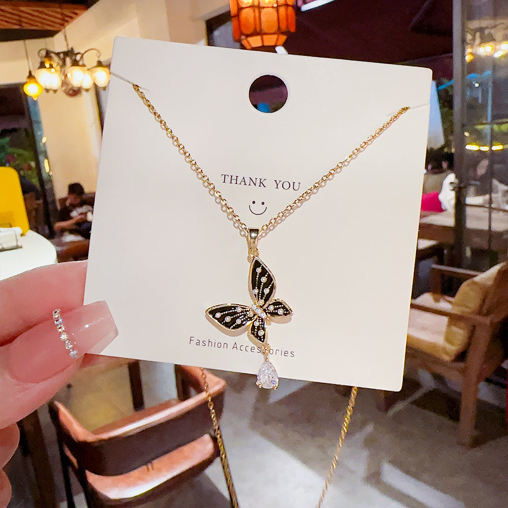 Women's Pearl Butterfly Design Clavicle Chain Neck Necklaces