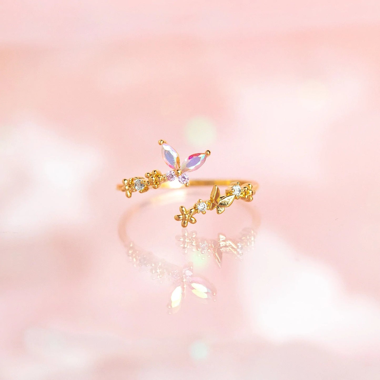 Women's Fashion Gradient Butterfly Opening Female Personality Trendy Rings