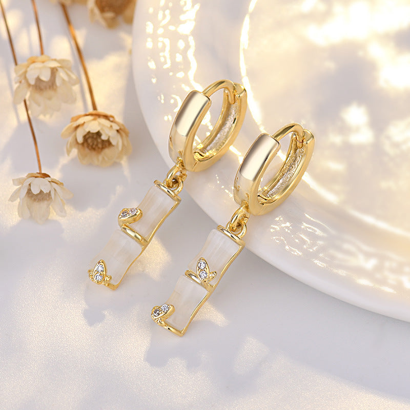 Sier Heart-shaped Ear Clip Female Fresh Refined Rhinestone Earrings