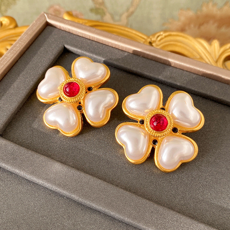 Pearl Fashion Retro Minority Design Sense Necklaces