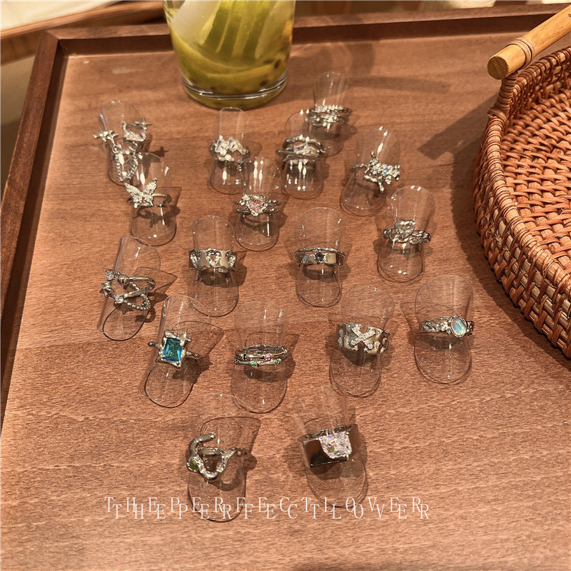 Luxury Temperament High-grade Zircon Niche Design Fashion Rings