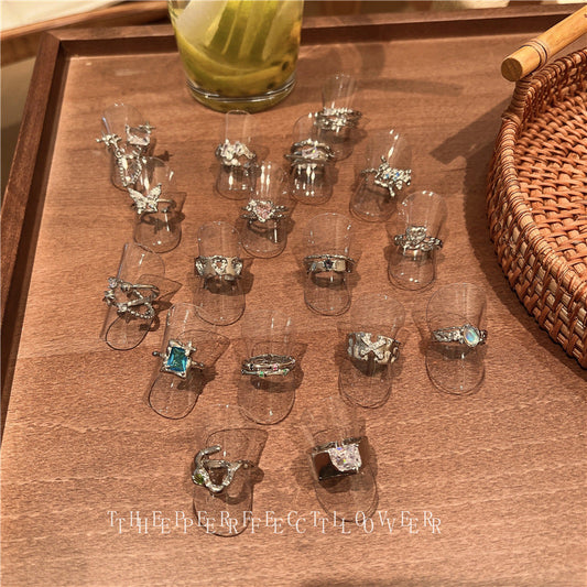 Luxury Temperament High-grade Zircon Niche Design Fashion Rings